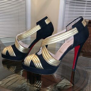 CHRISTIAN LOUBOUTIN JOSEPHINE 37 Black&Gold RARE